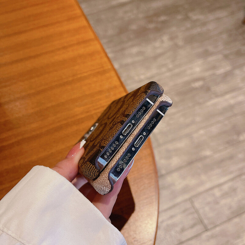 Klassischer Coach iPhone Hülle Kaffee -jdk241426
