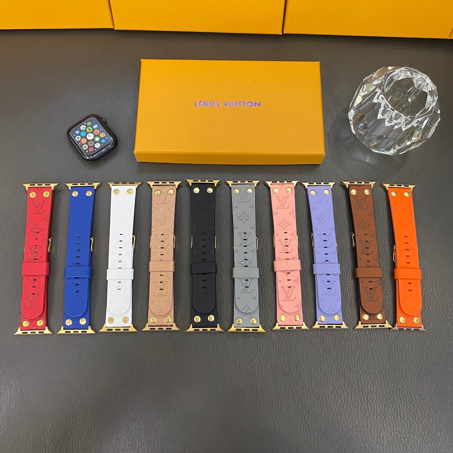 Armbånd de Rekchange Apple Aveec Décoration en nagler et monogramme en relieff Watch Bands