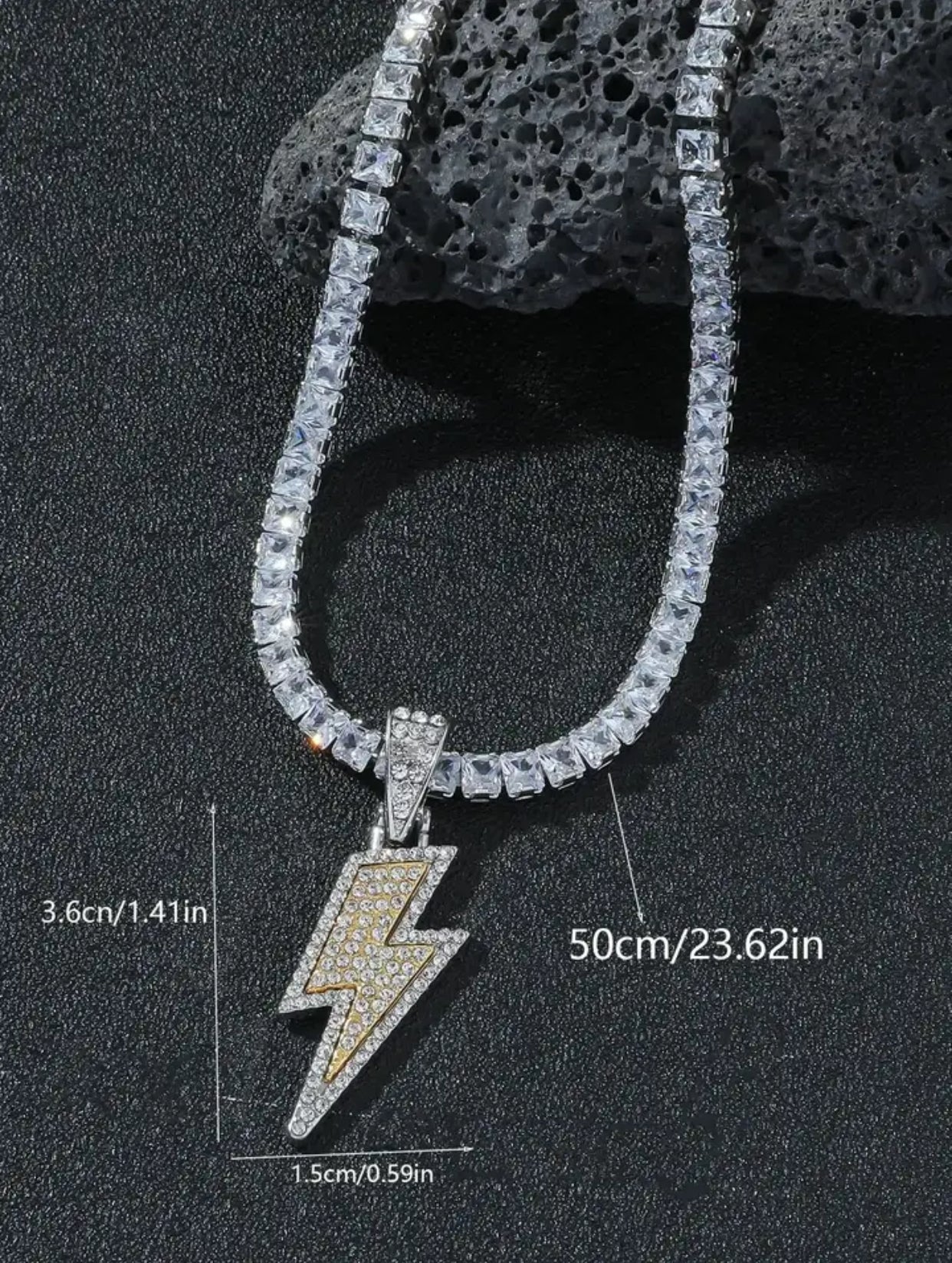 Crystal Charm Lightning halskjede