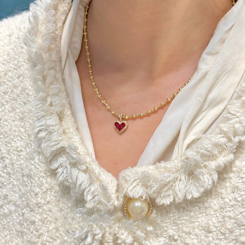 Fransk Luxe Red Heart Pendant Necklace - Lett glamour med fullt rhinestones tilbehør