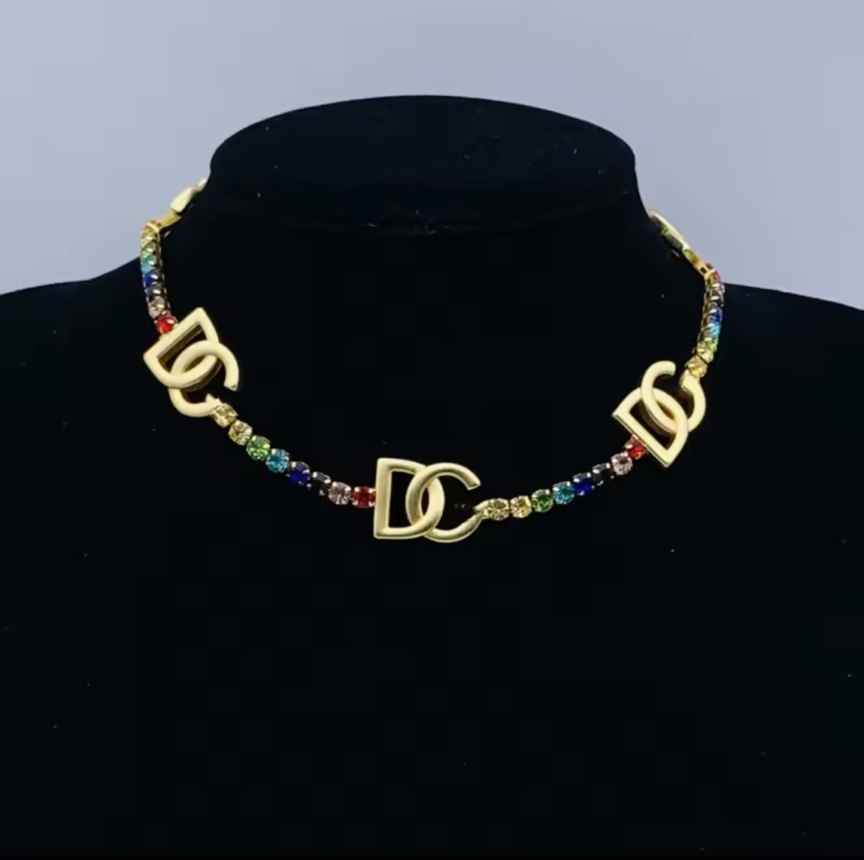 Designer mote halskjede
