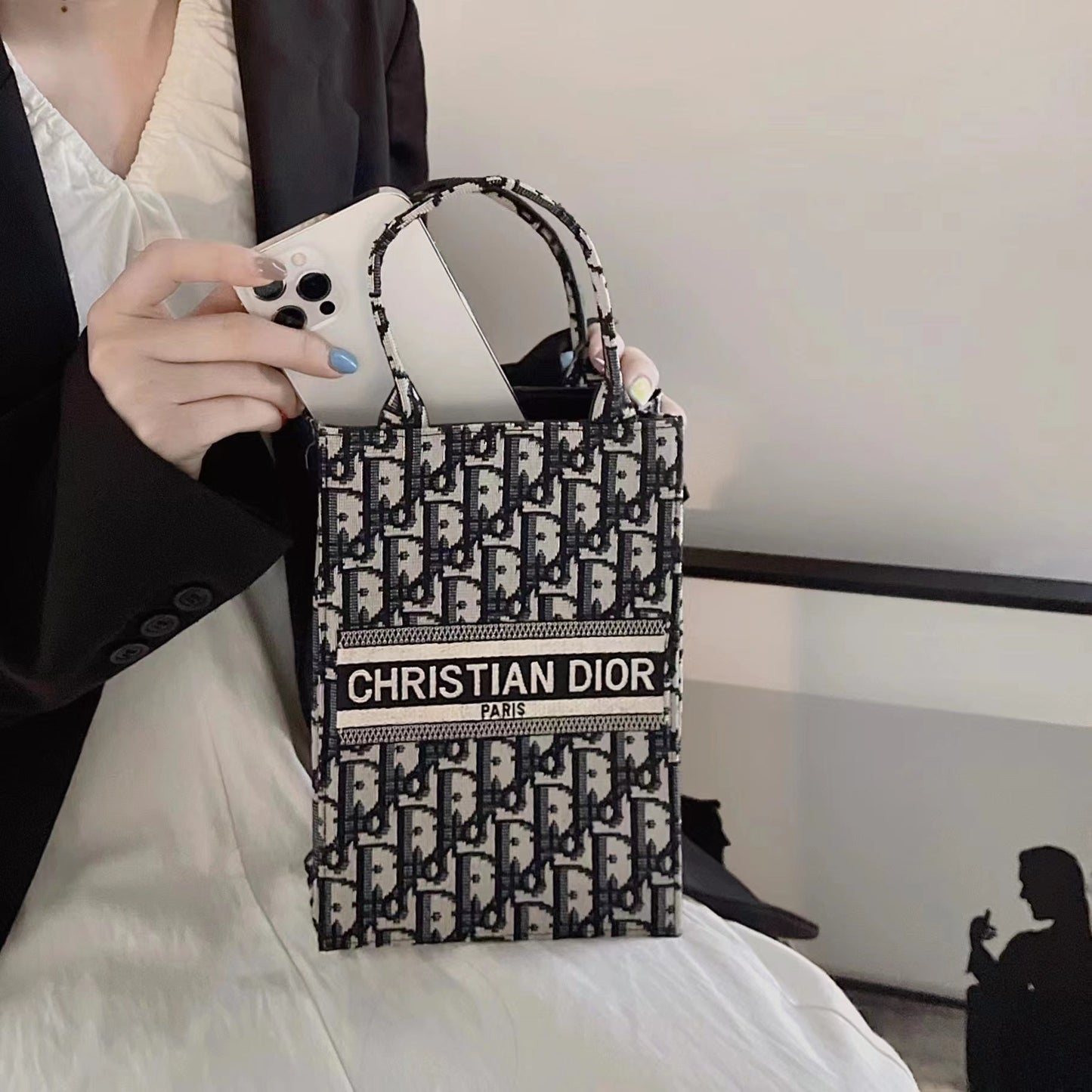 Klassisk totepose med stropp for crossbody