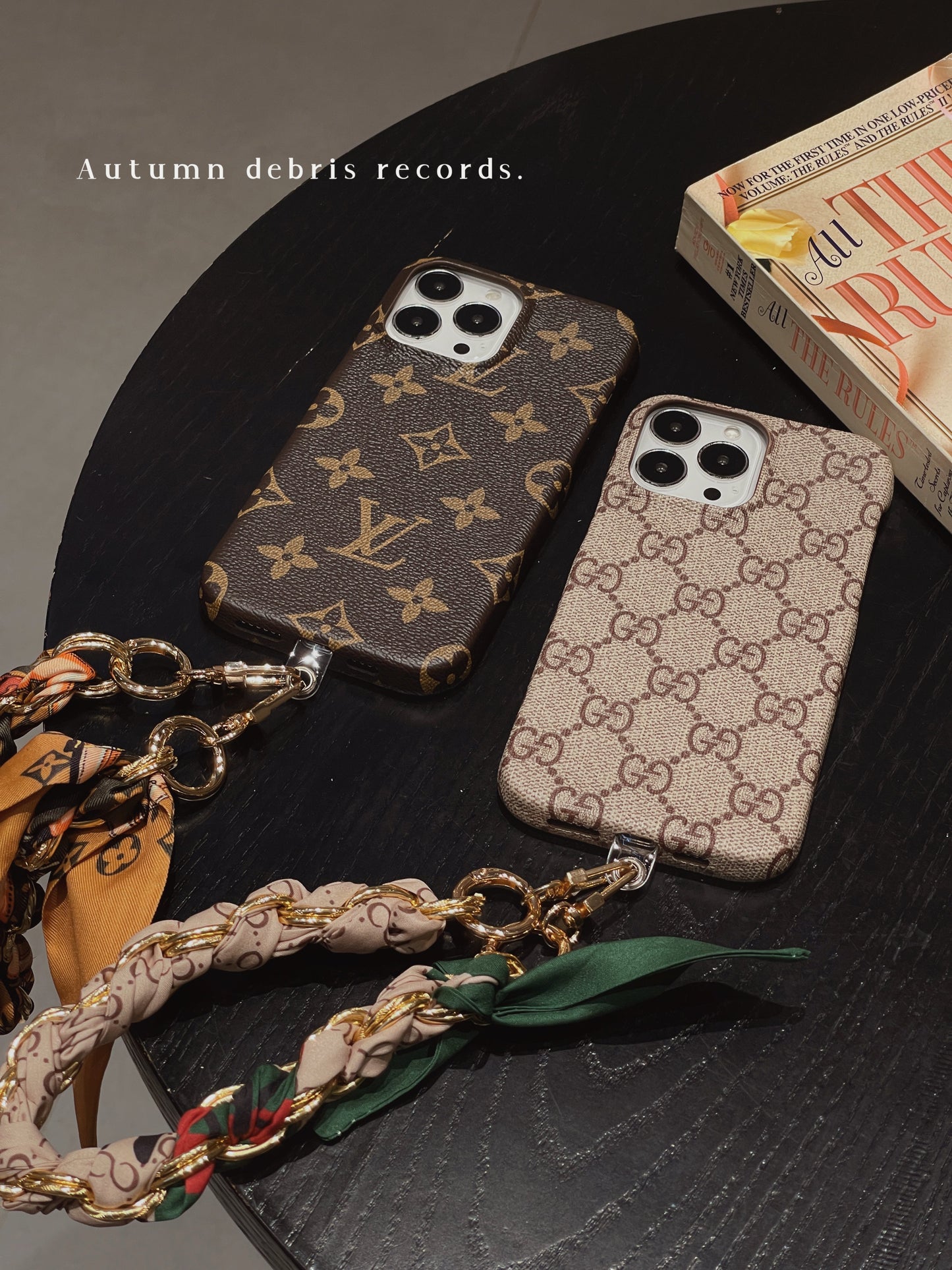 Lou Silk Wristband iPhone 케이스