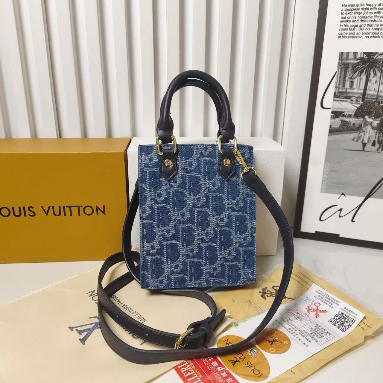 Klassisk totepose med stropp for crossbody