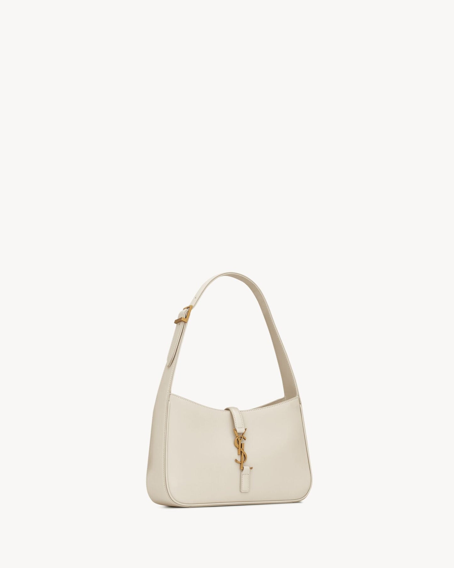 Svatý Laurent Le 5 à 7 Patent Leather Hobo - Burgundská elegance