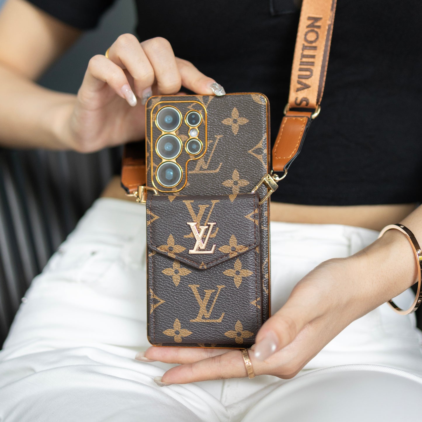 Lou Classic Leather Samsung Case With Card Wallet And Strap