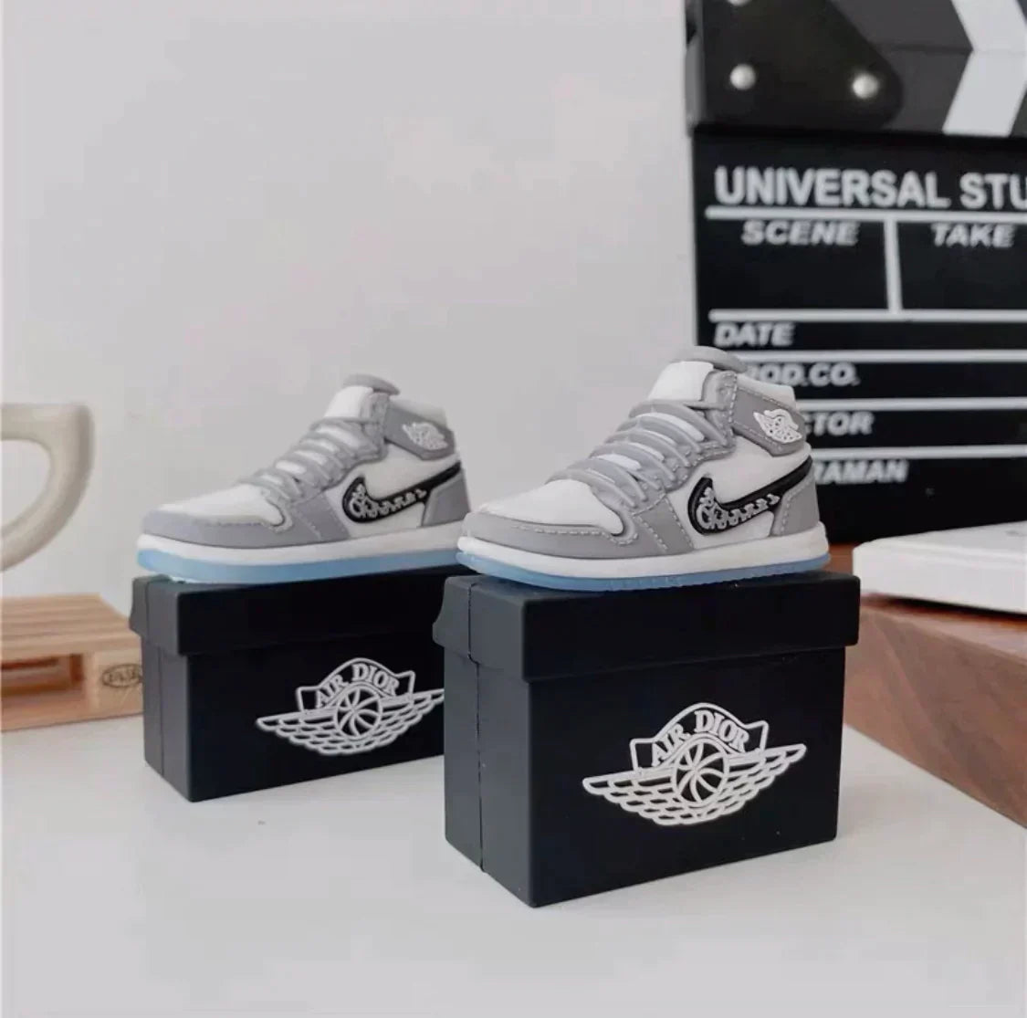 Nike \ Dior AirPods sager