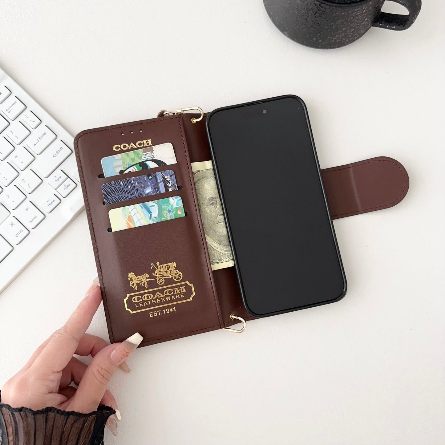 Custodia per iPhone Coach Custode in pelle con supporto per carta Brown-PTK241622