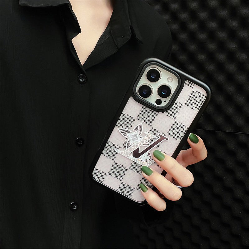 Lou Black Corner iPhone tok