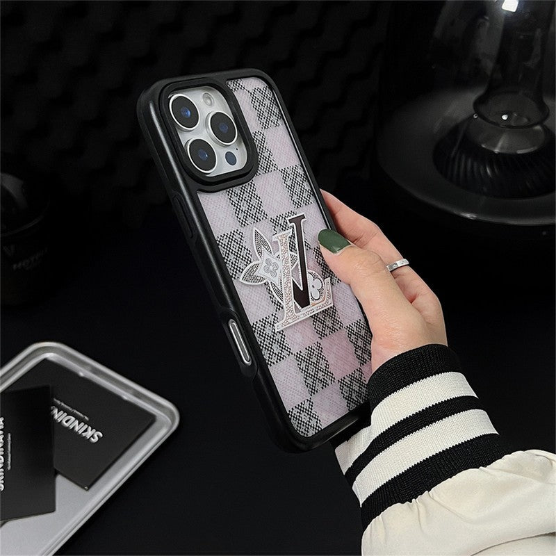 Lou Black Corner iPhone tok