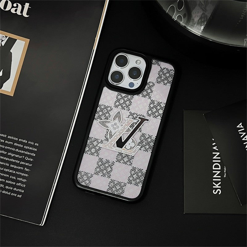 Lou Black Corner iPhone tok