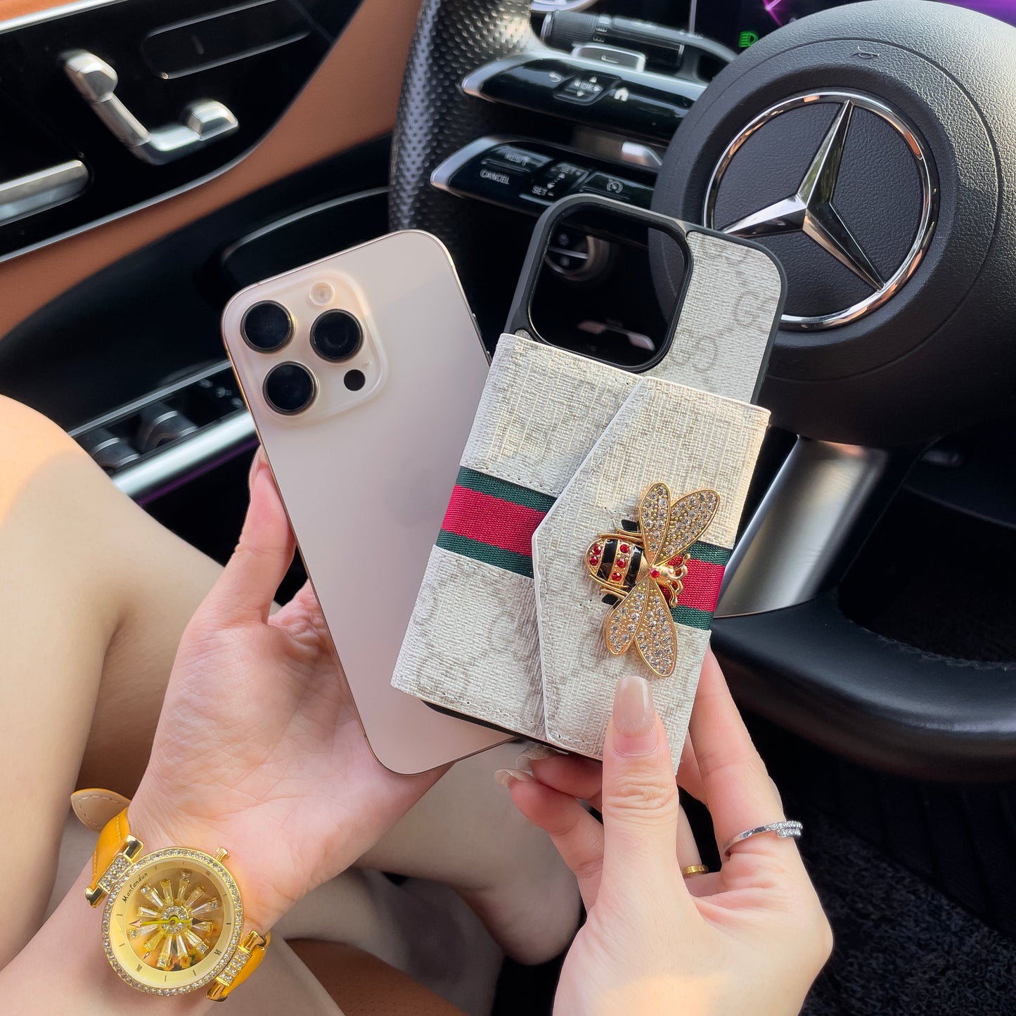 GG Advanced Crossbody iPhone tok kártyatartóval és vállszíjjal