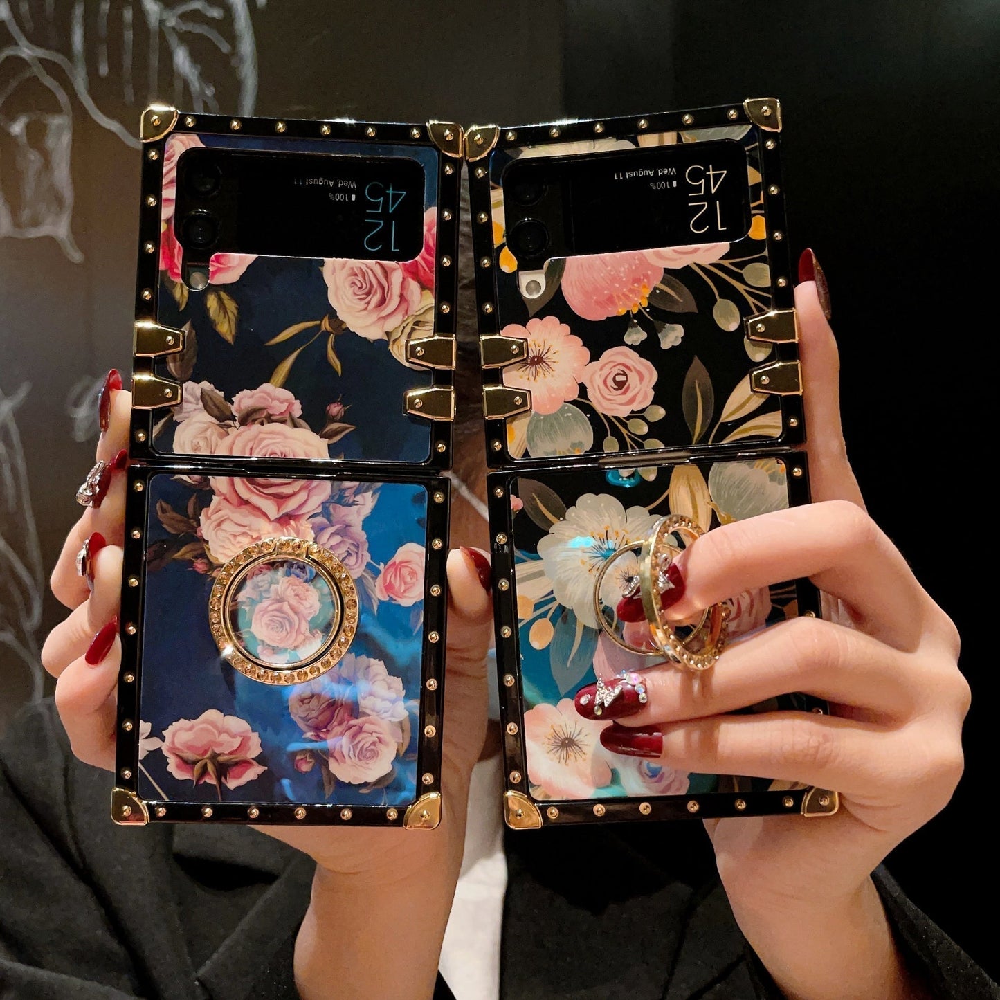 Samsung Galaxy Z Flip6/5/4/3 5G -neliökotelo "Aphrodite Rengas"