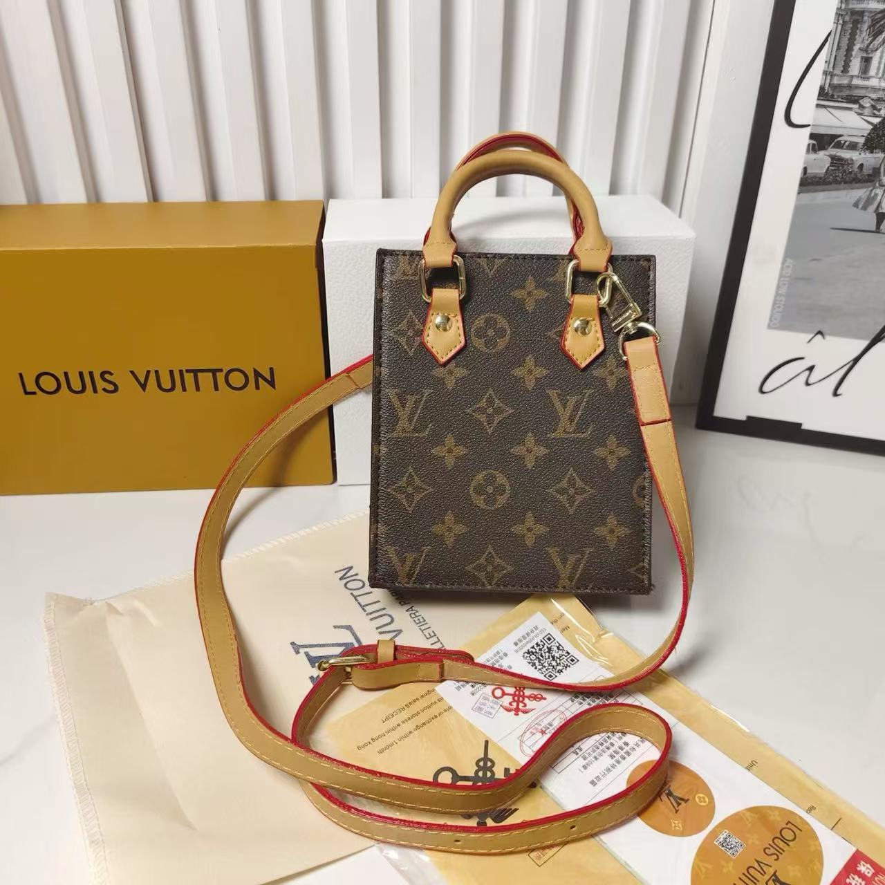 Klassisk totepose med stropp for crossbody
