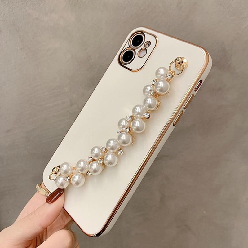 Gloss Pearl Chain Case