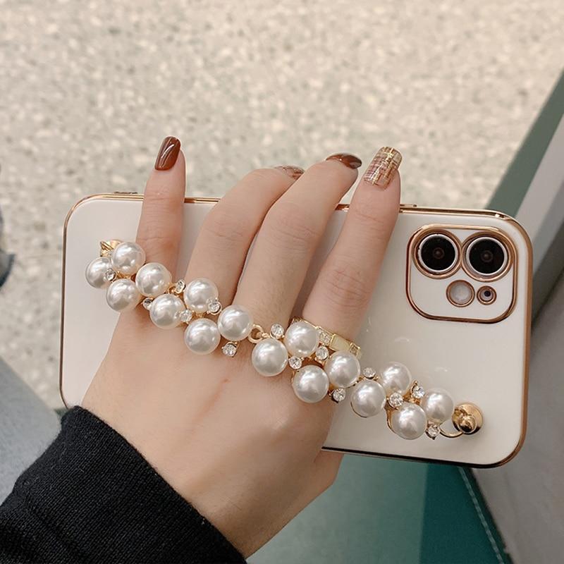 Gloss Pearl Chain Case