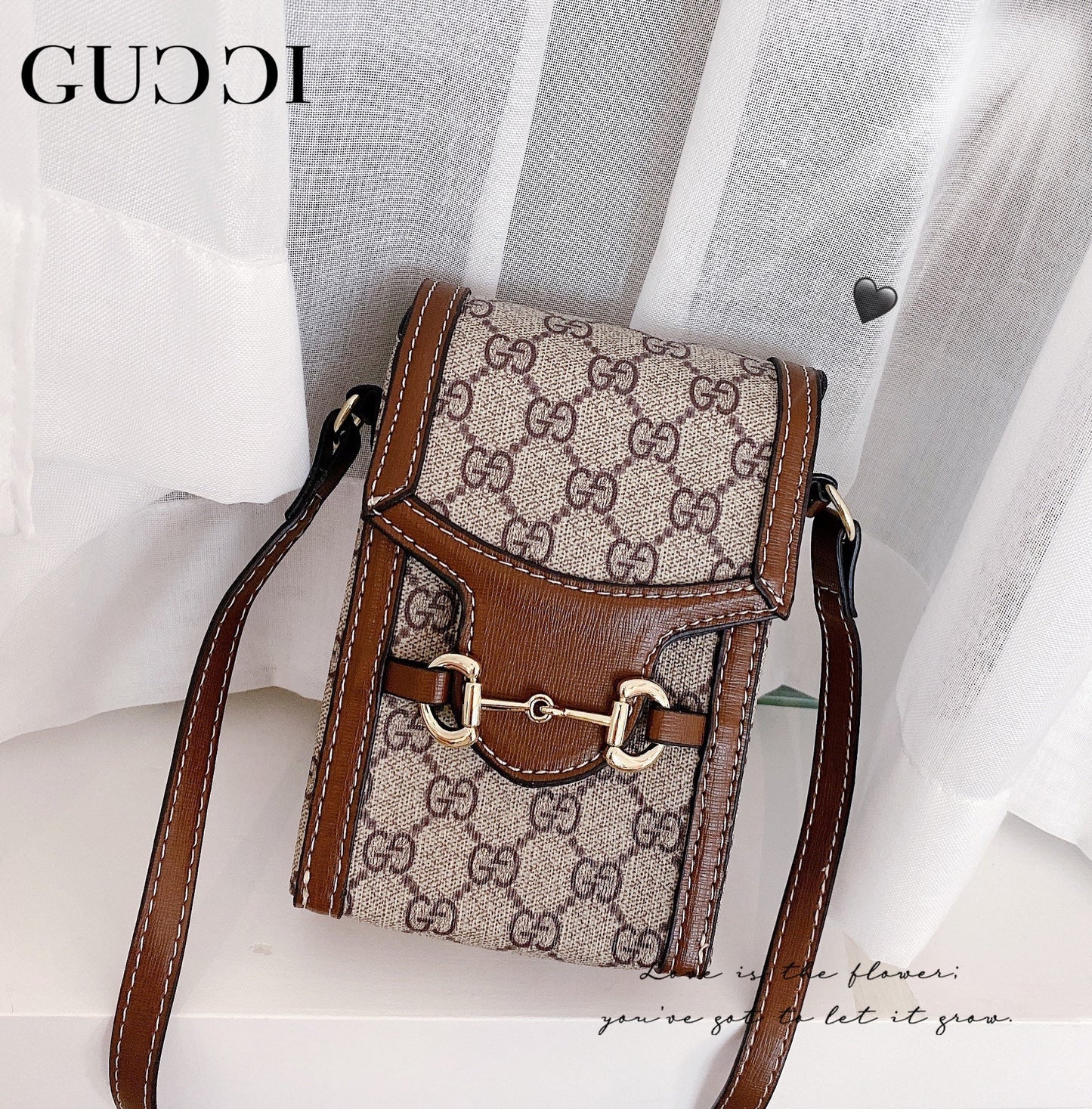 GG Crossbody skinnveske