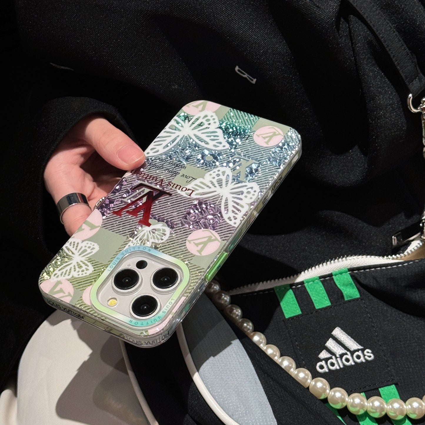 Lou iPhone tok