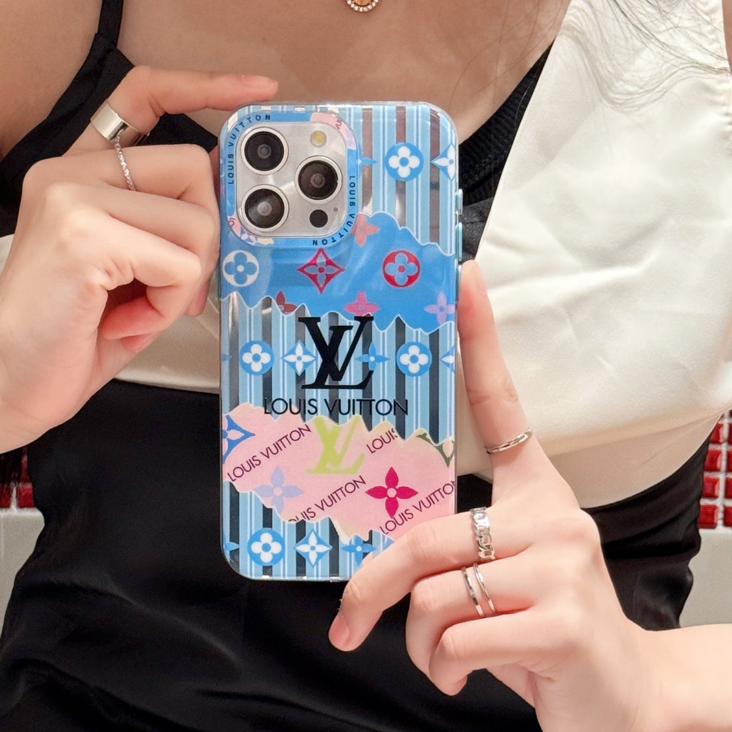 Lou iPhone tok
