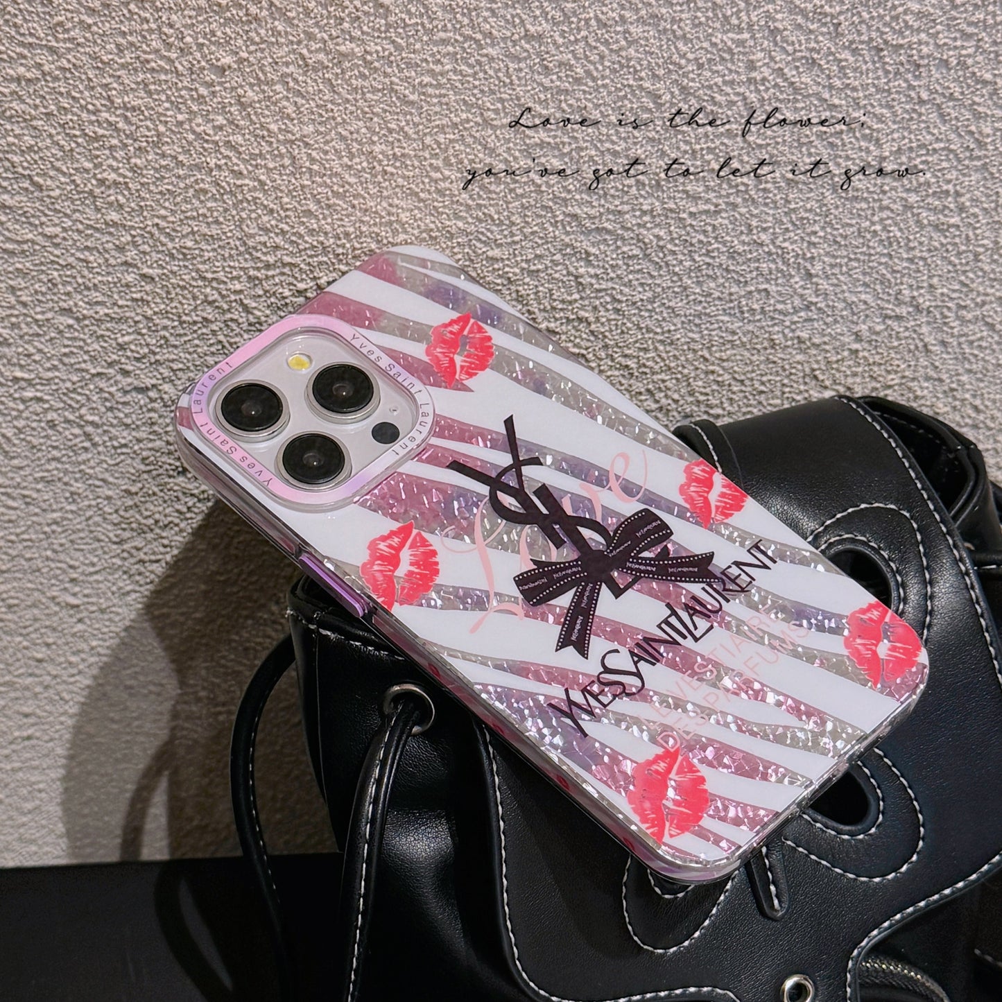Lou iPhone tok