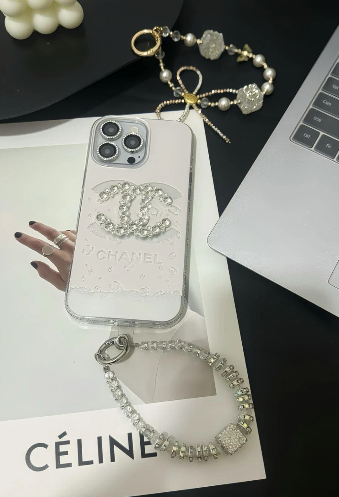 C.C Luxuriöse iPhone-Hülle mit Kristallen und Armband