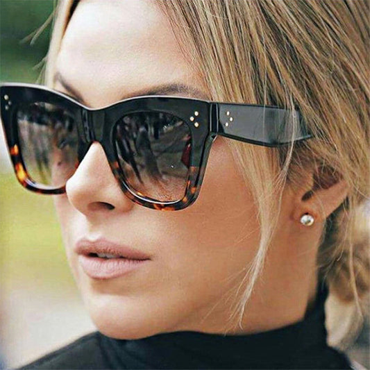 Olyylan Classic Cat Eye Solbriller Kvinner Vintage Overdimensjonerte gradient Sun Glass Shades Female Luxury Designer UV400 Solbrille
